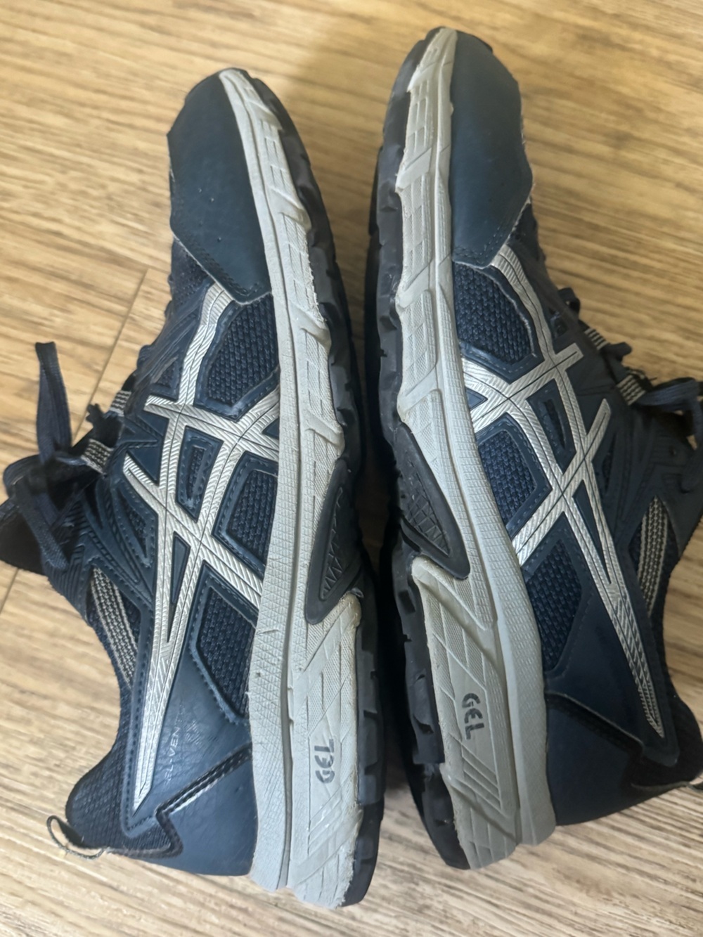 Pre Owned ASICS Navy Men's Gel Venture Athletic Running Shoes - size 10 - Picture 3 of 10